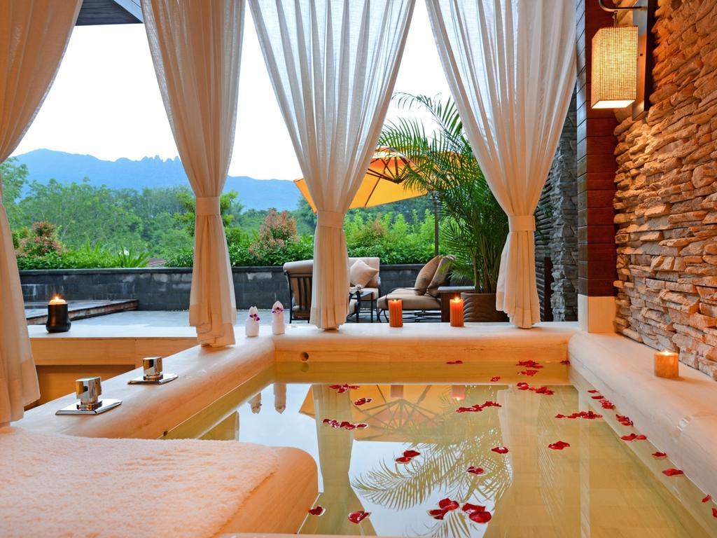 Baoting The Tang Hotel Hainan Mount Qixian חדר תמונה